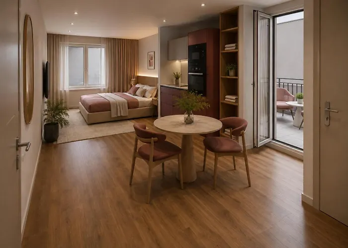 Canvas Living By Gt7 Apartment